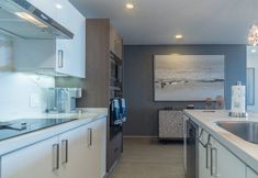 기타 7 Panoramic Beach Front Condo Verano 1704