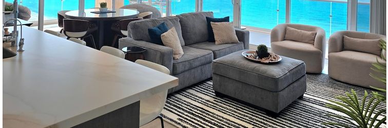 อื่นๆ Beautiful 2 Bedroom Corner Beach Front Condominium Encantame Velero 905