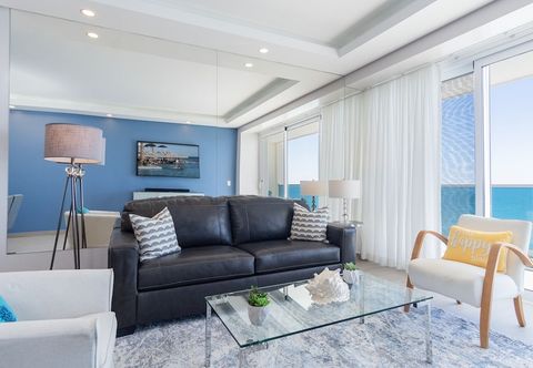 Others Splash in The New Lazy River and Sleep In Luxury Encantame C-1104