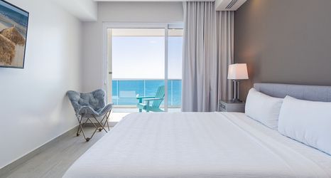 Lain-lain 2 Splash in The New Lazy River and Sleep In Luxury Encantame C-1104