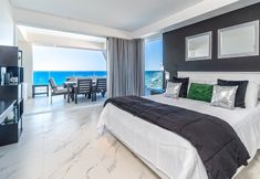 Others 7 Family Paradise! Splash in The New Lazy River and Sleep In Luxury Encantame Viento 1702