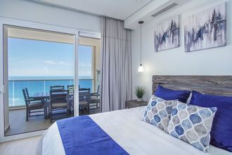 Others 4 Relax in This Modern Ocean Front Condo Encantame E1404