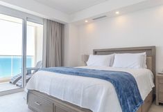 อื่นๆ 3 Unique Condo by the Beach at Encantame Towers W1803