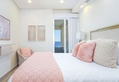 Khác 3 Luxury Modern Condo at Encantame Towers E1405