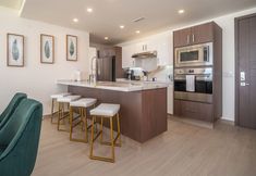 Lain-lain 6 Spectacular 2 Bedroom Ground Floor Condominium Encantame E104