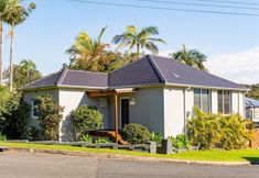 기타 2 Idyllic 4-bed Home With Alfresco Area Near Beach