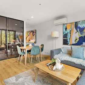 Primary image 1 Contemporary 1-bed in the Heart of St Kilda, Manningham Hotels