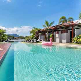 Primary image 1 Blue Lagoon Resort Lakeside Apartment, Yorkeys Knob Hotels