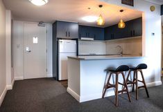 Lainnya 6 Central 1-bed With Parking, Pool, Sauna & Gym