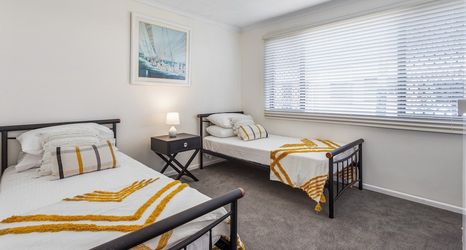 Lain-lain 2 Cosy 2-bedroom Seaside Unit Steps From Beach