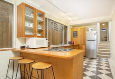 Lainnya 7 Comfortable Terrace in Central Location