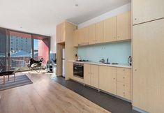 Others 6 Chic Apartment in Heart of Adelaide