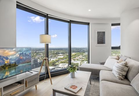 Others High-rise 3-bed Apartment With Premium Amenities