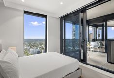 Others 7 High-rise 3-bed Apartment With Premium Amenities