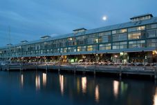 Khác King Size Studio With Water View, Walk To The City