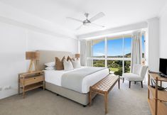 Khác 4 ULTIQA Points North