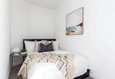 Others 7 Chic 2BR Apt Opposite Southern Cross, City Views