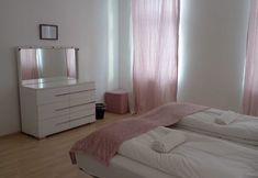 Others 3 Modern 2BR Apt Long Stay Near Station