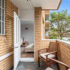 Primary image 1 Central Bondi Studio With Rooftop Pool Access, Bondi to Bronte Coastal Walk Hotels