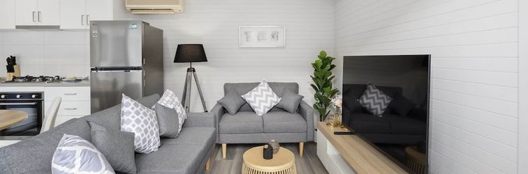 Lain-lain 2-bed Rosebud Apartment With BBQ & Garden