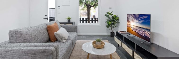 Others Sleek 2-bed Terrace Near Local Parks