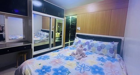Others 2 Ritzy Pasay Getaway - Entire Apartment for Rent