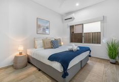 Others 7 Zenhouse Solstice Designer 4-br Executive Retreat