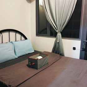 Room 1 Mall of Asia - Cheap Accommodations, Uzume Building Hotels