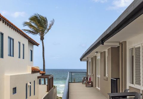 Others Thirty-Nine Albatross