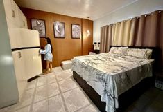 Others 4 Axon Cozy Modern House Grey Near The Walking Street