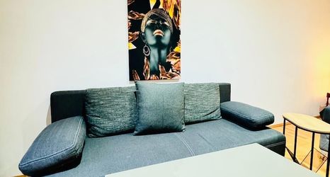 其他 2 Comfortable 4BR Apt for 12 FAC Platz