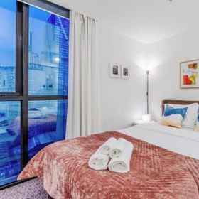 Primary image1Stunning View 2B APT Free Parking in Dockland,The Ritz-Carlton Spa, Melbourne飯店