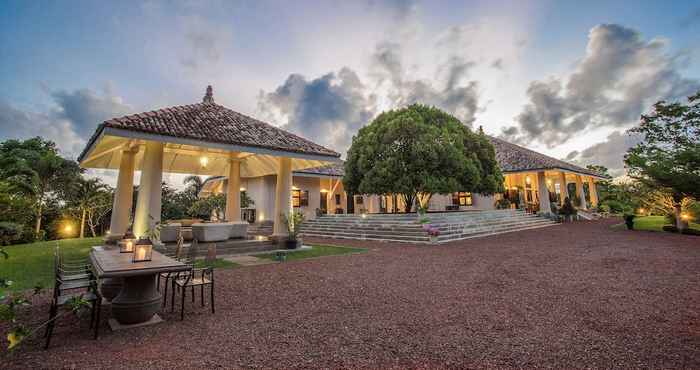 Others Villa Mayurana By Edwards Collection