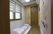 อื่นๆ 3 Go Woon Dang Hanok Guest House