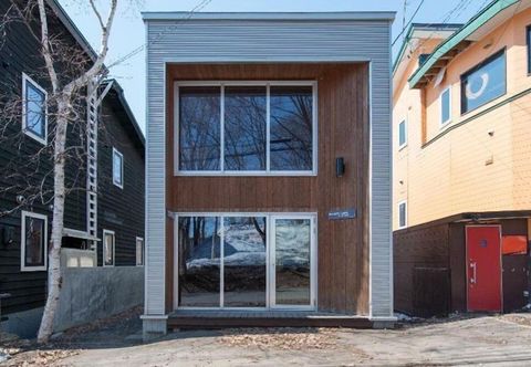 Lainnya Baw Baw Sansou