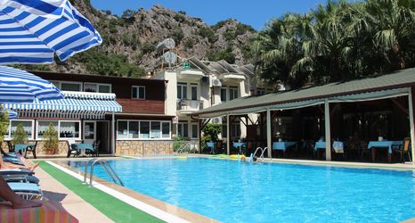 Lain-lain 2 Canada Hotel & Bungalows