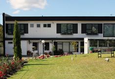 Others 2 Maison de Rose