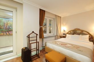 Lainnya 4 Lir Residence Suites