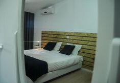 Others 5 VilaPortuguesa