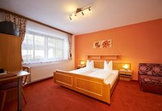 Others 5 Pension Anja