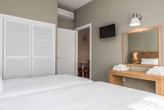 其他 4 Creta Elena