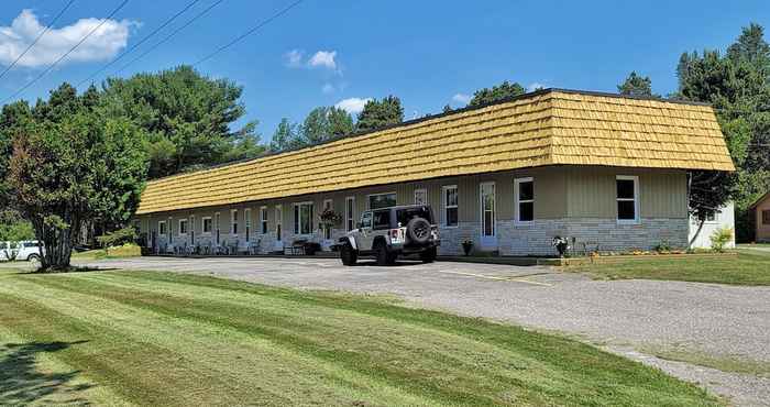 Others MacIver's Motel & Campground