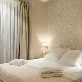 Room 1 スイーツ ムリーリョ カテドラル, アルカラ・デル・リオ ホテル