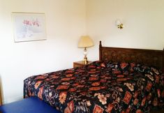 Others 6 The Olympia Motel