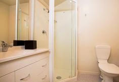 其他 7 Edit Auckland Greenlane