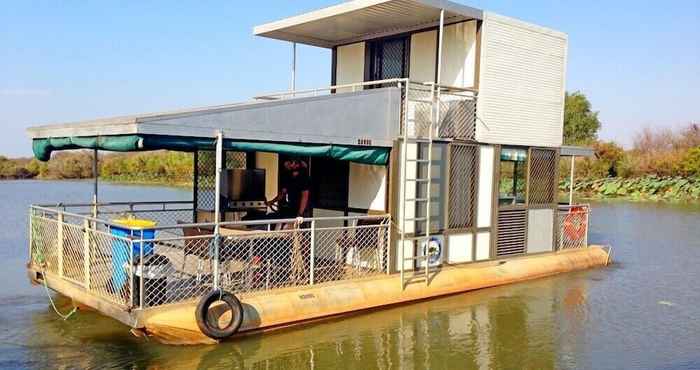 Lain-lain Corroboree Houseboats