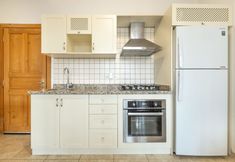 Others 6 Old Town Deluxe Flats