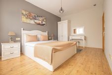 Others Old Town Deluxe Flats