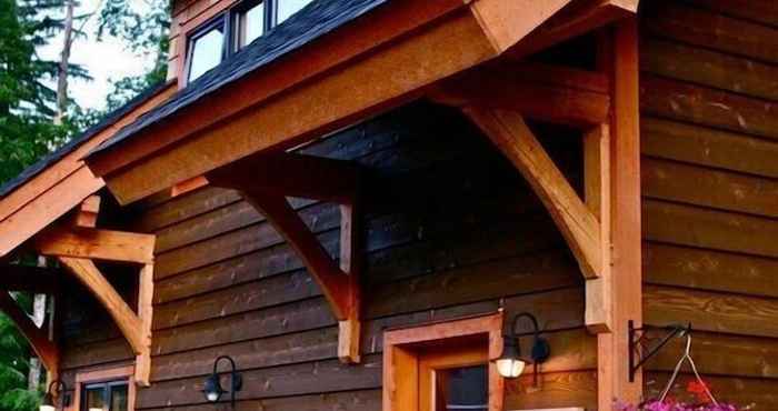 Others Revelstoke Timber Loft B&B