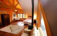 Others 7 Revelstoke Timber Loft B&B